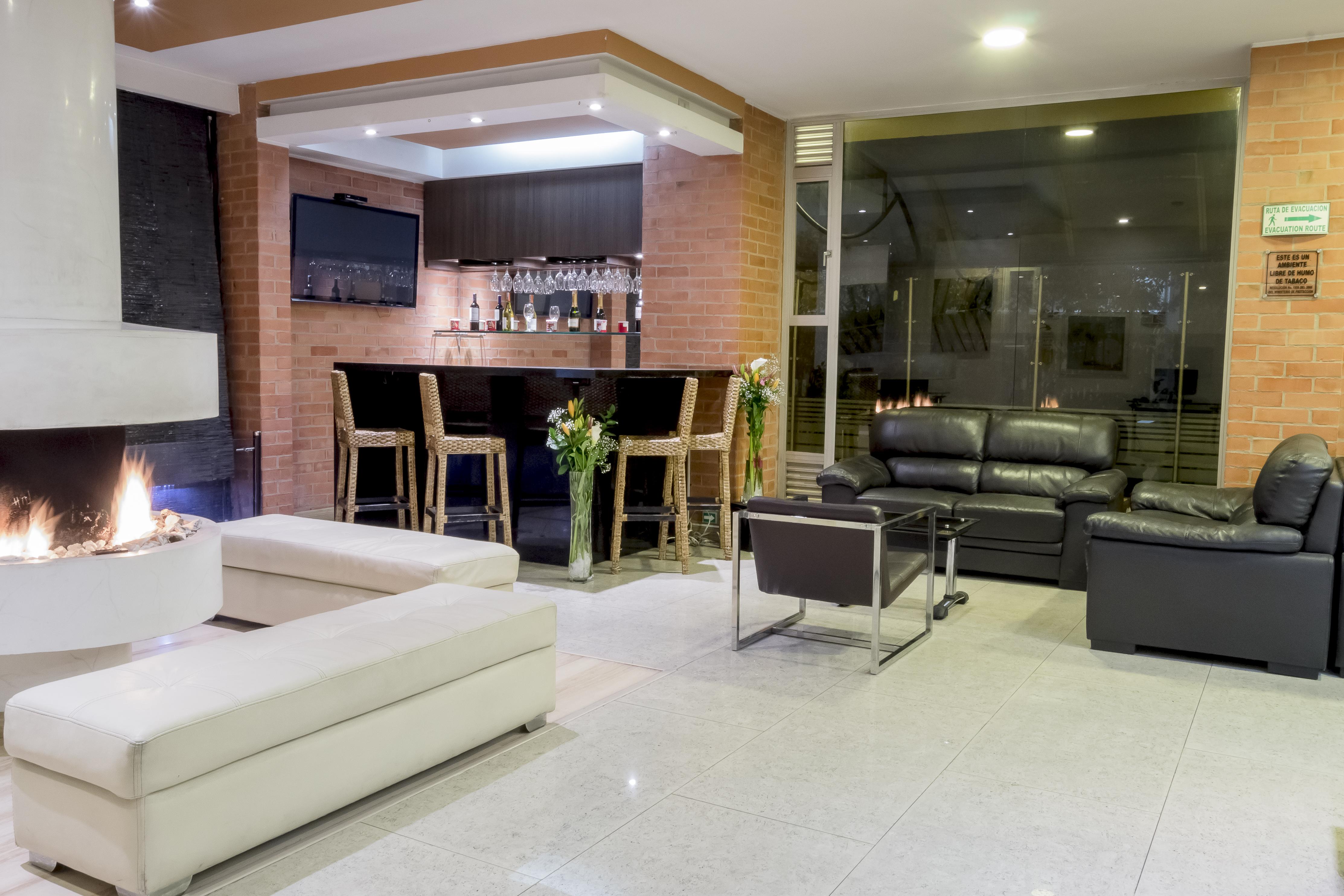 Hotel Regency Suites La Feria Bogota Exterior photo