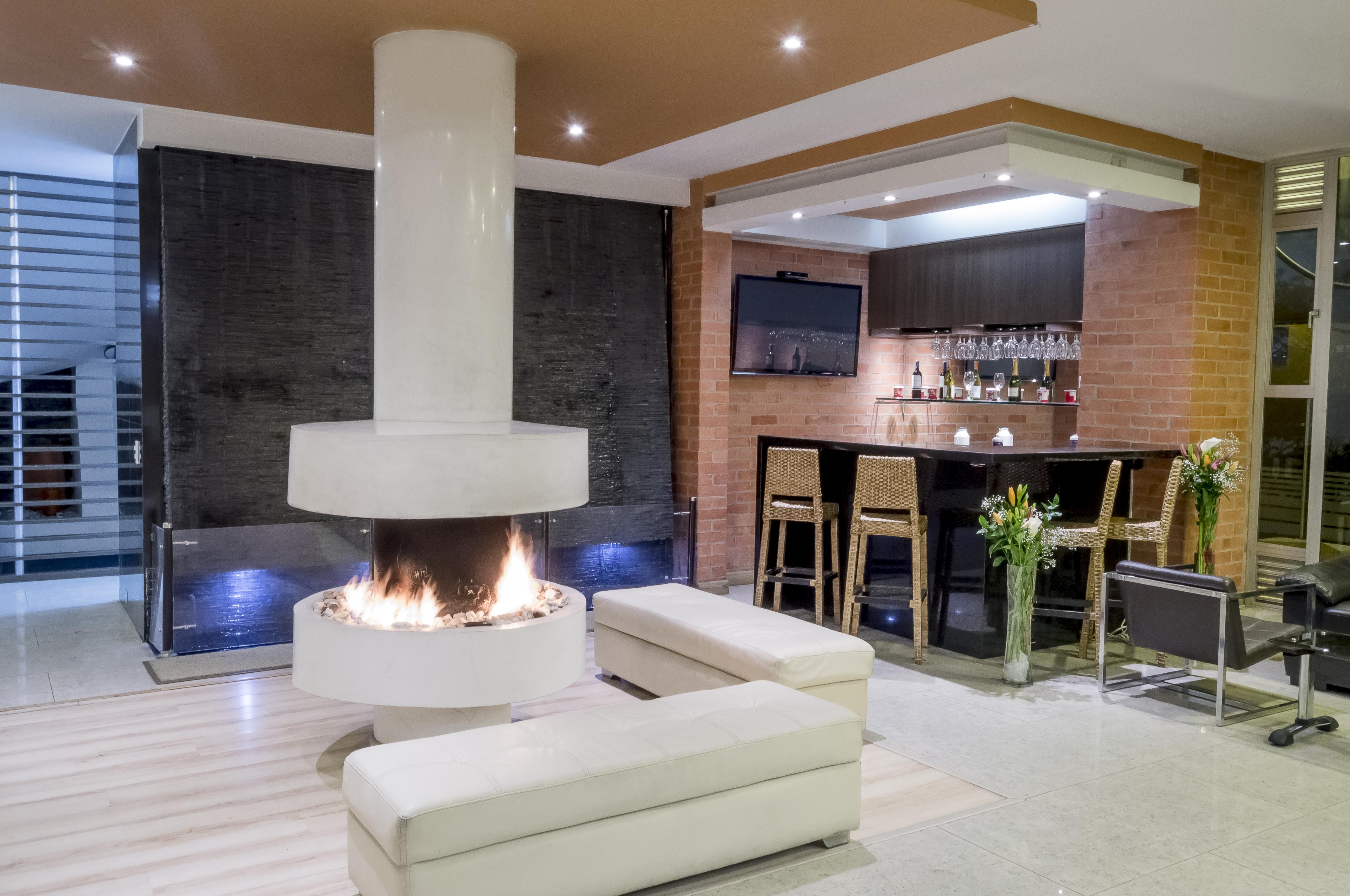 Hotel Regency Suites La Feria Bogota Exterior photo